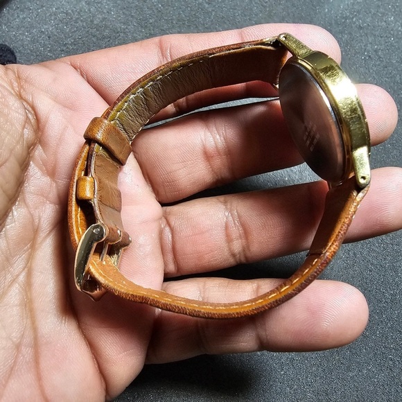 Vintage Lorus Disney Mickey Mouse Quartz Watch Gold Tone V811-1400 Working - Picture 7 of 9